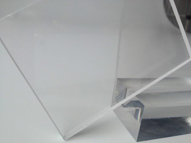 plexiglas kunststof glashelder